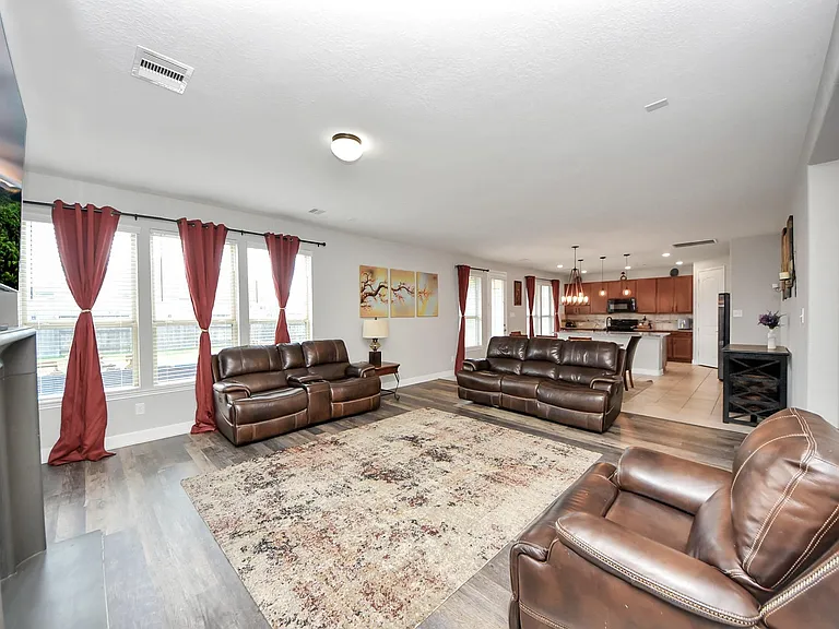 3705 Banbury Ln — Photo 22