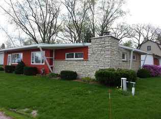 3511 S Channel Dr, Delavan, WI 53115