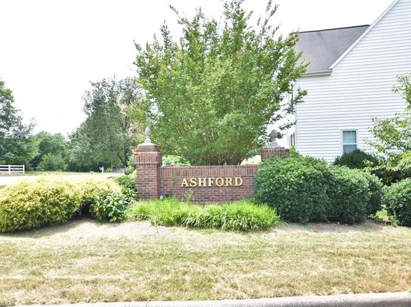 2109 Hollinswood Ct, Winston Salem, NC 27103