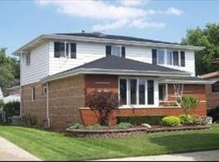 10633 S Ridgeway Ave, Chicago, IL 60655