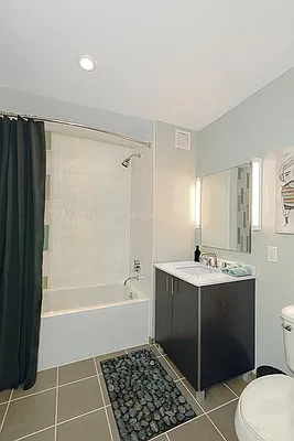 Rented by Greystar | media 18