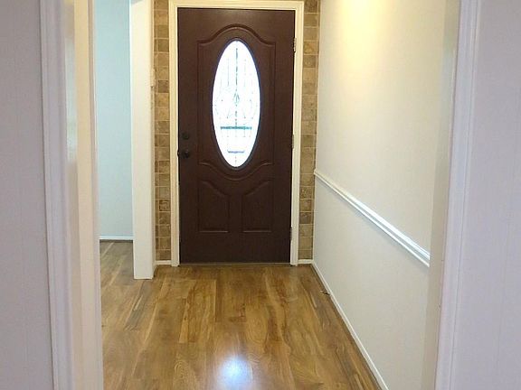 2nd image of 1006 Crossfield Dr
