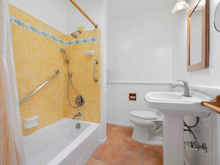 22826 Marjorie Ave — Photo 24