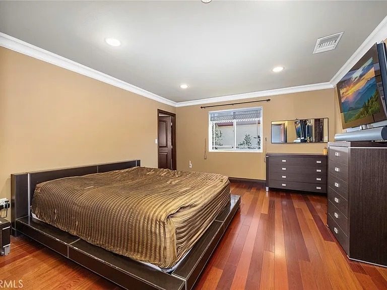 10610 Oak Tree Way — Photo 23