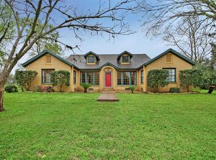 2067 12th St, Hempstead, TX 77445