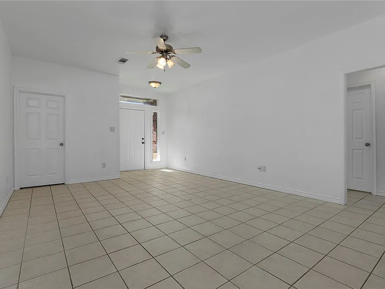 3511 Farah Dr — Photo 9