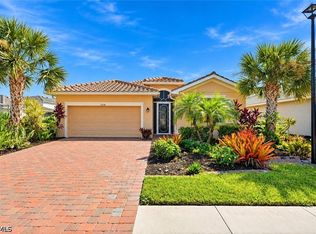 2218 Cara Cara Way, Naples, FL 34120