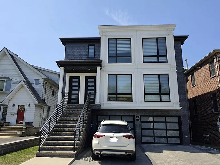 60 Brinkerhoff Ter — Photo 1
