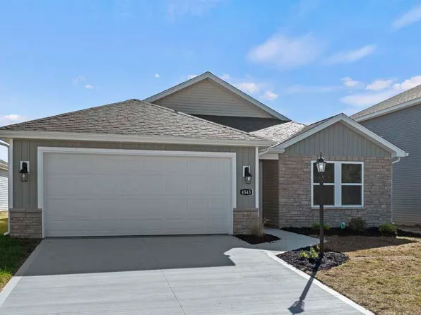 4543 Timber Creek Pkwy, New Haven, IN 46774