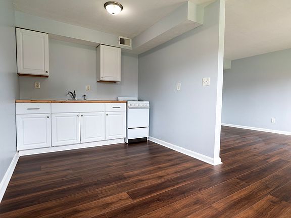 2nd image of 1704 Valley Forge Way #1