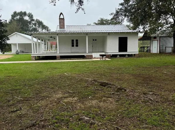 17550 Stoney Point Burch Rd, Pride, LA 70770
