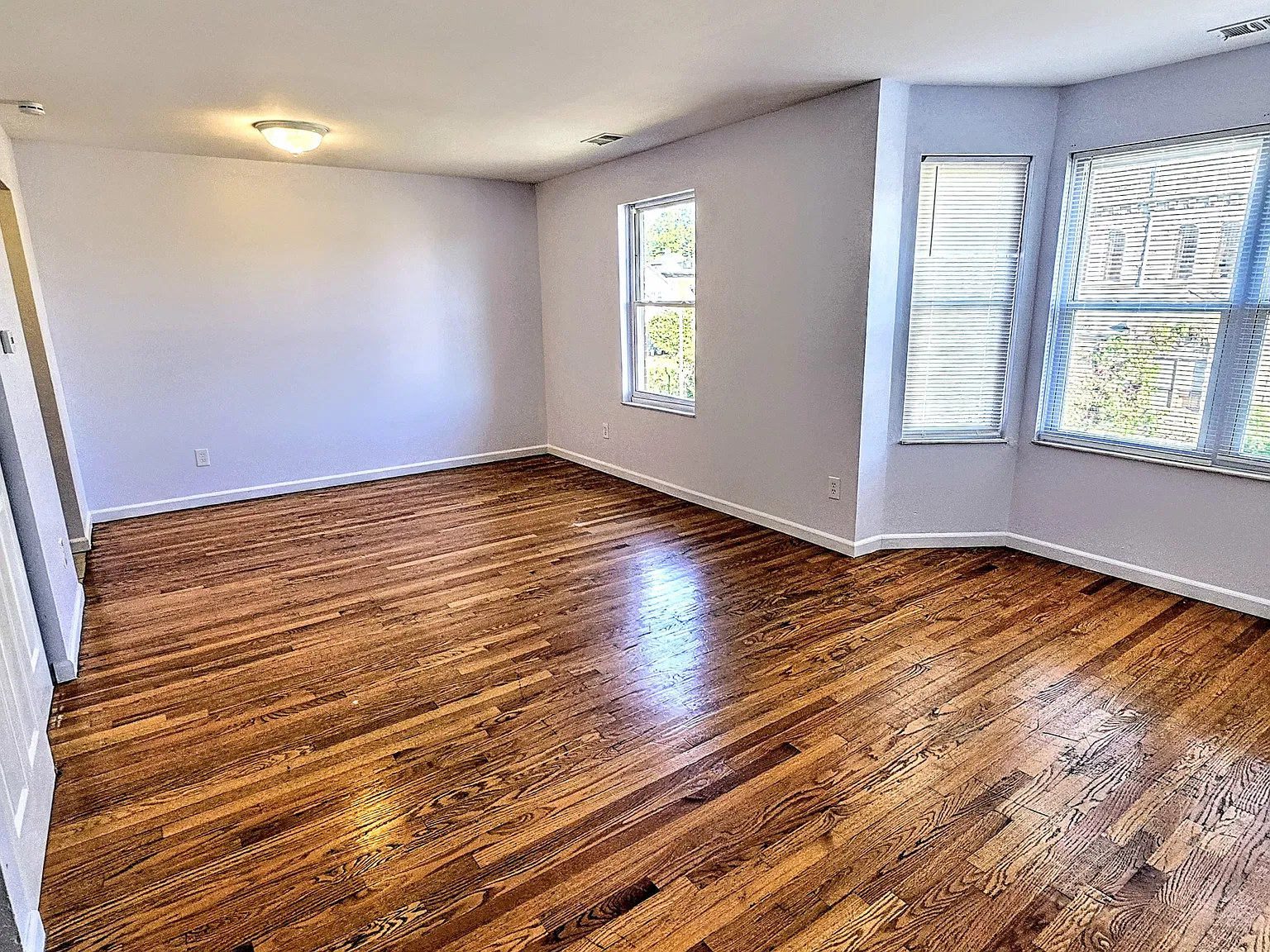 West End Apartments — Photo 2