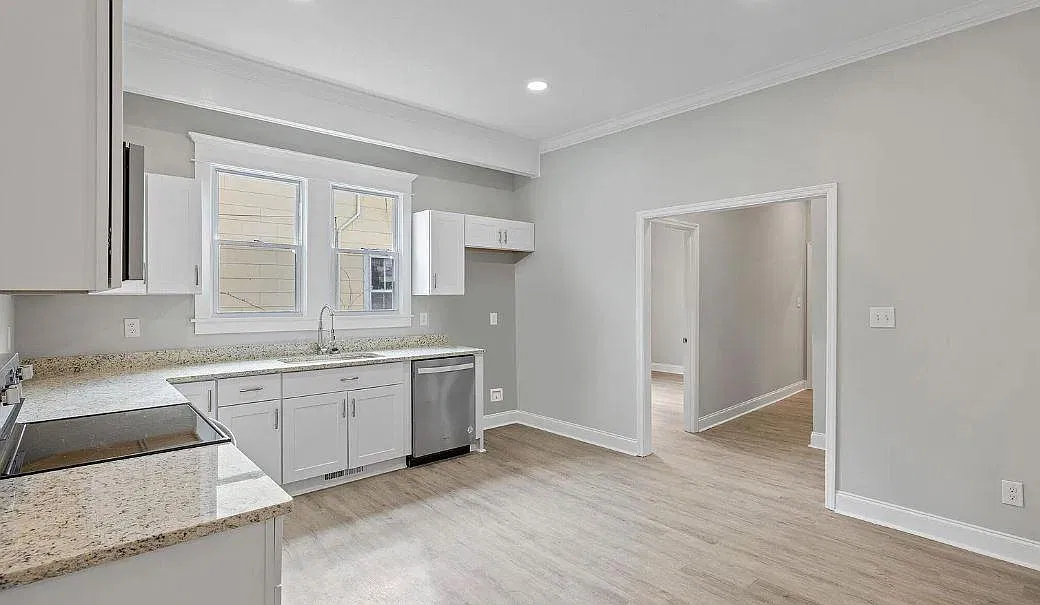 3 bed, 1500 sqft, $2,200 — Photo 4