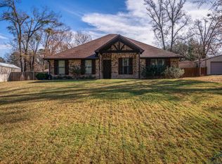 155 Maple Grove St, Kilgore, TX 75662