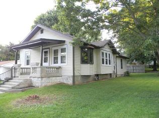810 W Chambers Dr, Bloomington, IN 47403