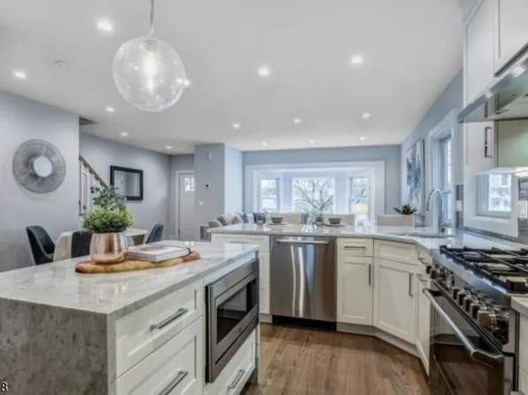 35 Spring St #B, Millburn, NJ 07041
