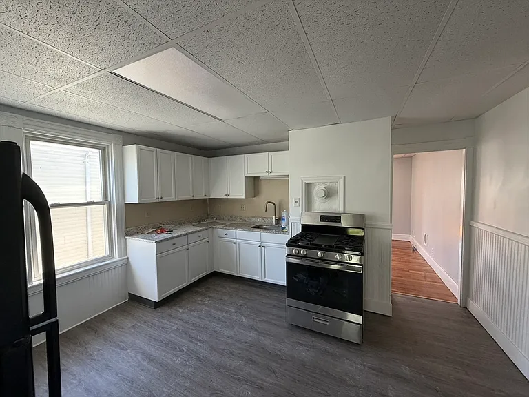 70 Forest St #3 — Photo 7