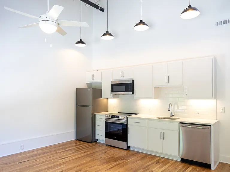 Overton Lofts — Photo 24