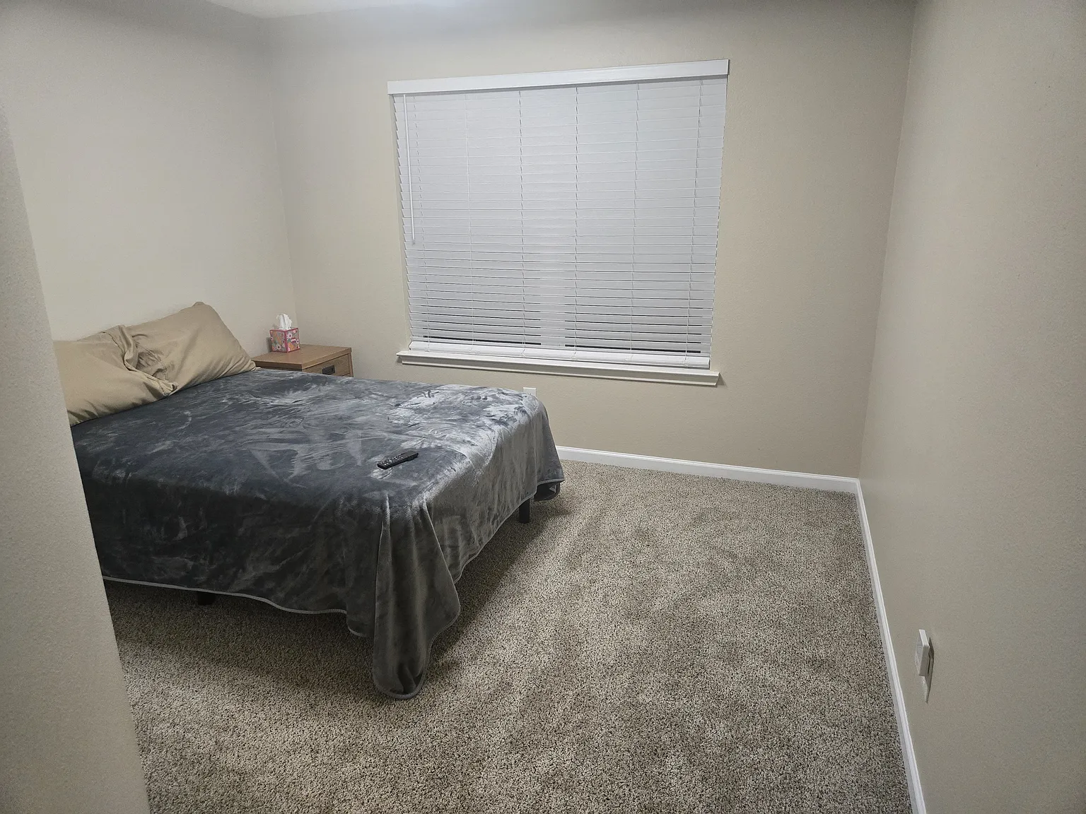 3 bed, 1392 sqft, $495 — Photo 2