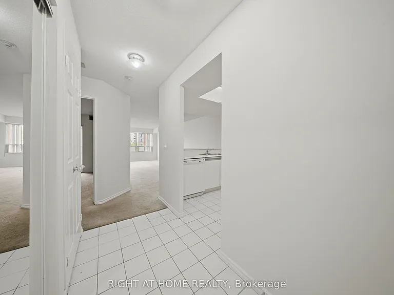 335 Webb Dr #506 — Photo 3
