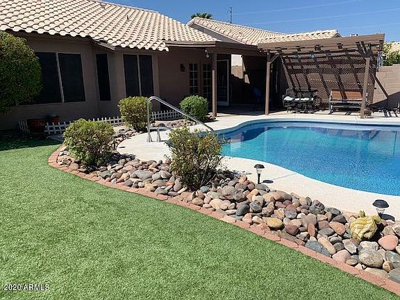 3rd image of 3238 E Rosemonte Dr