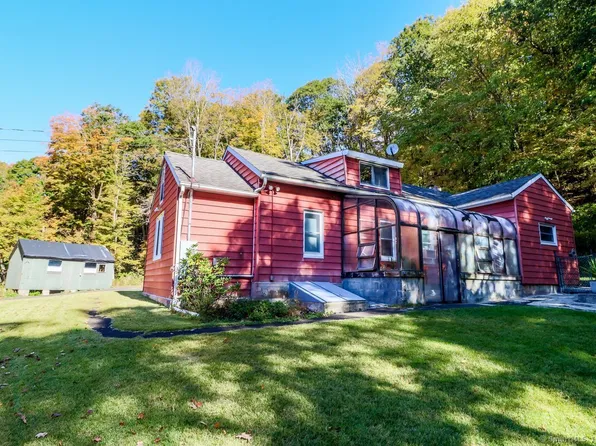 63 West Redding Road, Danbury, CT 06810