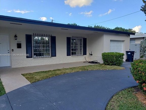 3rd image of 3040 SW 77th Ct