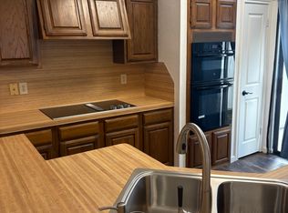 106 Hollywood Dr, Glenn Heights, TX 75154