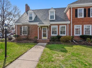 3542 S Wakefield St, Arlington, VA 22206