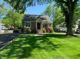 125 Belmar Ter, Westfield, NJ 07090