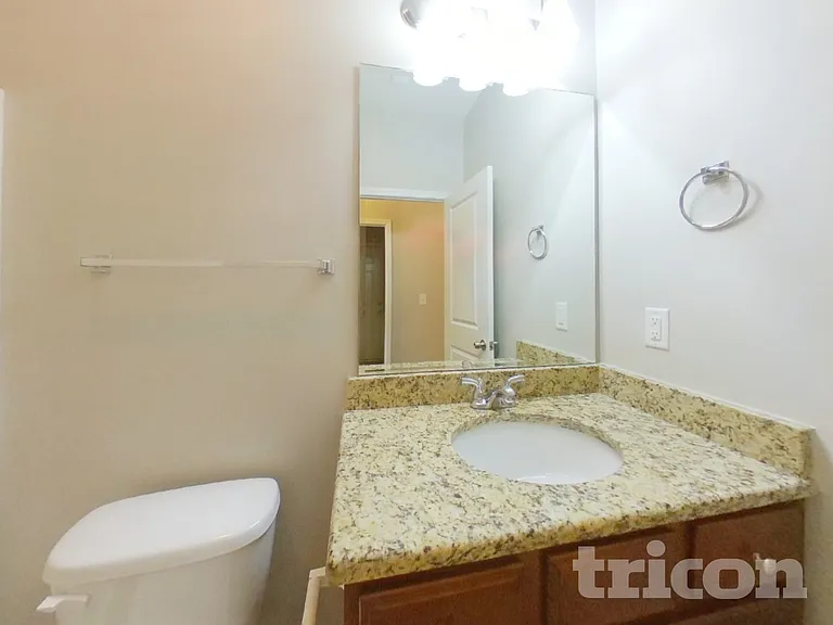 118 Greenbank Dr — Photo 12