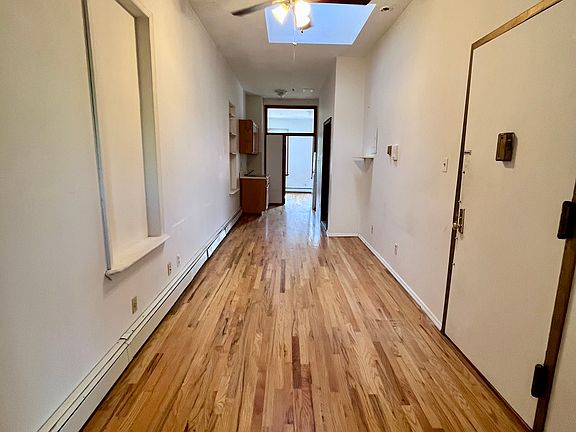 4th image of 155 Manhattan Ave APT 3L