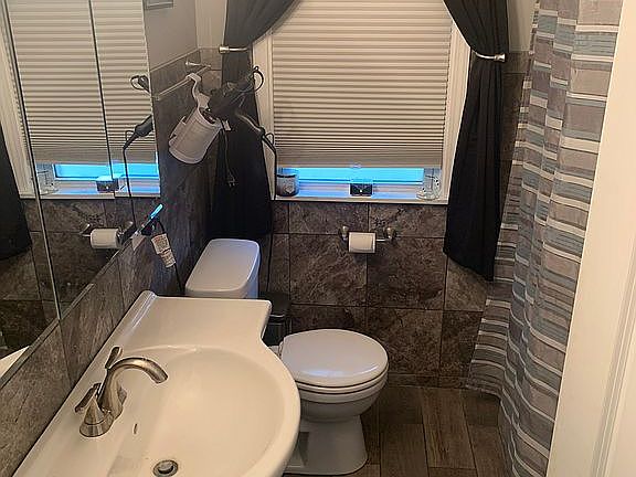Main floor bathroom and tub
