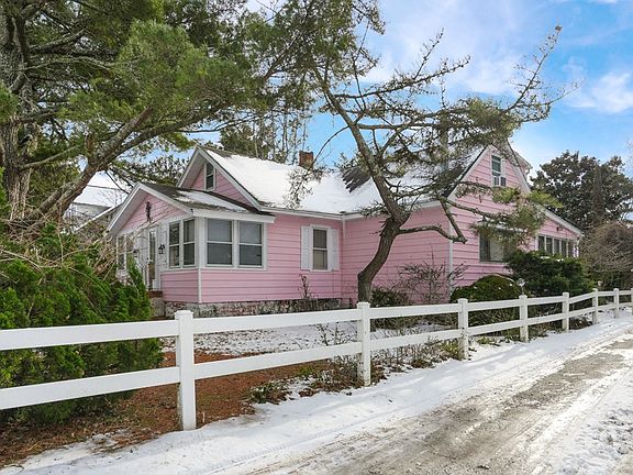3rd image of 6582 Church St