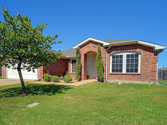 4th image of 212 Hilltop Dr