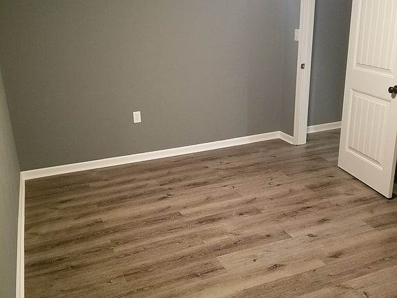 5th image of 1336 N Logsdon Pkwy