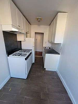 2nd image of 176 Clarkson Ave APT 2E