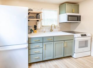 240 N 24th St #2, Lincoln, NE 68503