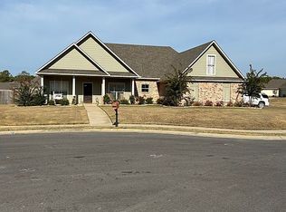 202 Greenfield Xing, Brandon, MS 39042