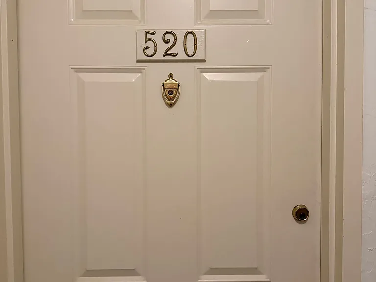 Large Studio Condo Downtown Walking Distance to the Florida State Capitol — Photo 27