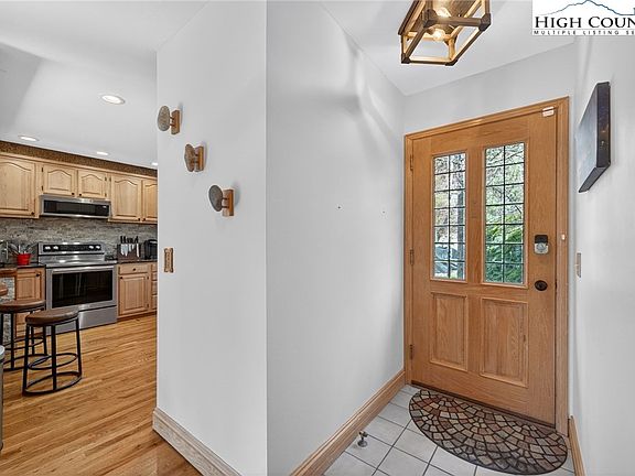 4th image of 243 Ironwood Drive