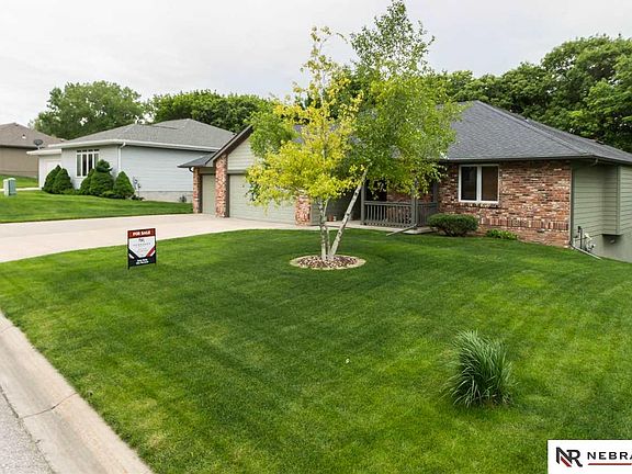 3rd image of 19802 Sterling Ct