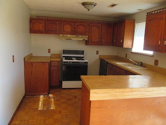 4th image of 134 Madison St #7254