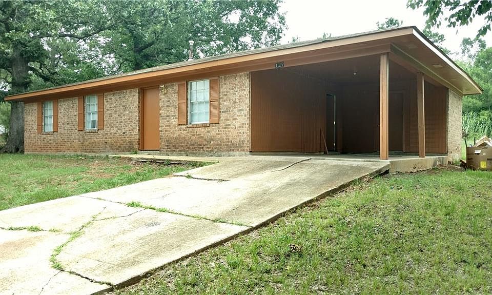 1st image of 127 Michelle Dr