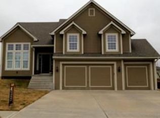 11031 N Skiles Ave, Kansas City, MO 64157