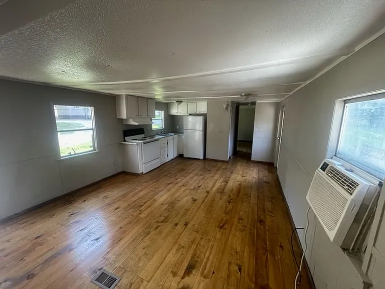 Williams Homes — Photo 7