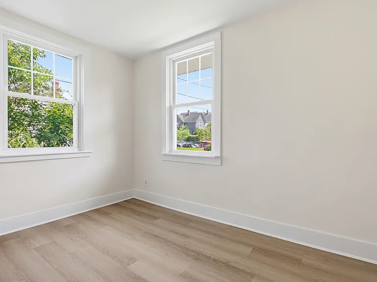 84 Sherwood Pl #1 — Photo 23