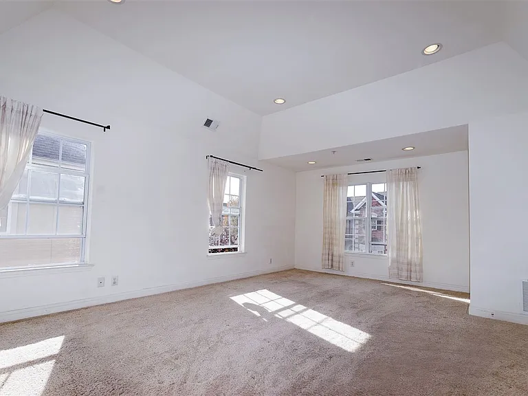 64 Mallard Pl — Photo 7