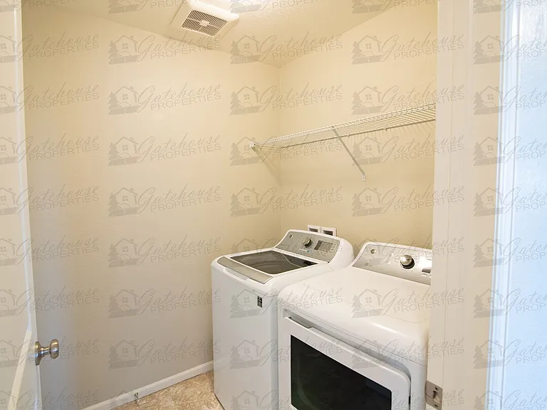 10294 E 59th Ave — Photo 31