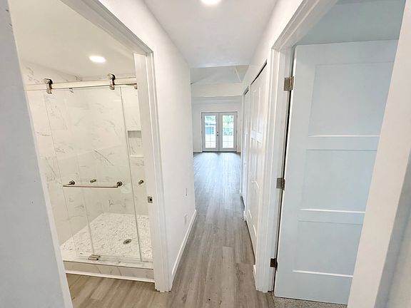 5th image of 1140 E Seattle St #2